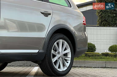 Универсал Volkswagen Passat Alltrack 2014 в 