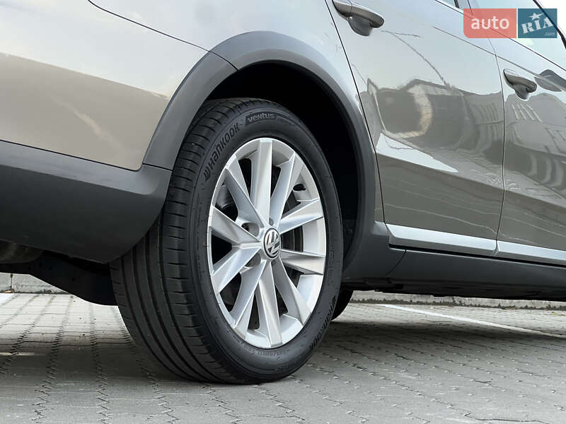 Универсал Volkswagen Passat Alltrack 2014 в Радивилове