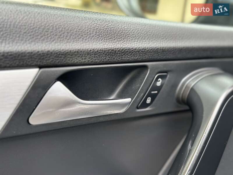 Универсал Volkswagen Passat Alltrack 2014 в Дрогобыче