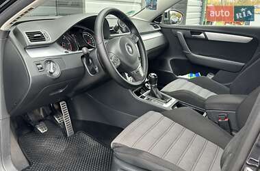 Универсал Volkswagen Passat Alltrack 2012 в 
