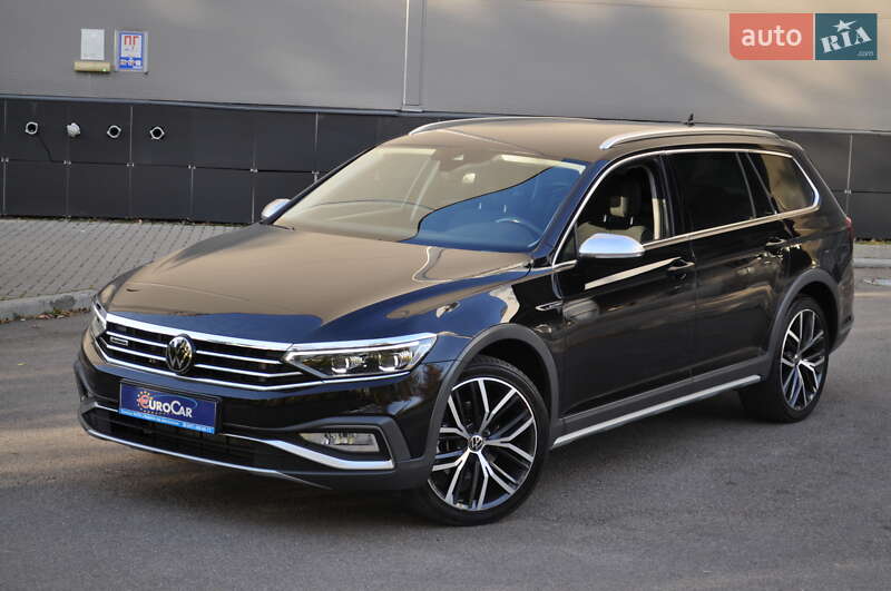 Универсал Volkswagen Passat Alltrack 2022 в Киеве