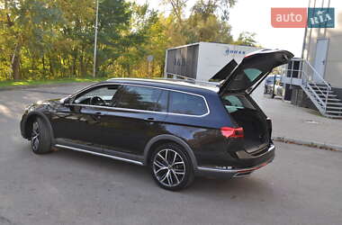 Универсал Volkswagen Passat Alltrack 2022 в 