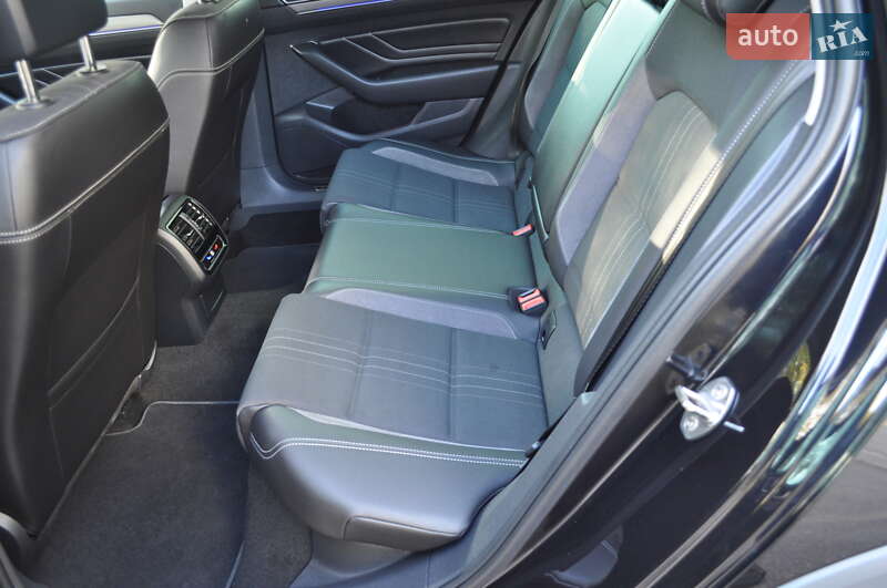 Универсал Volkswagen Passat Alltrack 2022 в Киеве