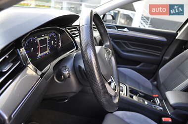 Универсал Volkswagen Passat Alltrack 2022 в 