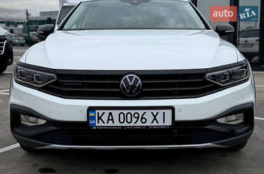 Универсал Volkswagen Passat Alltrack 2021 в 