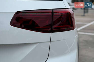 Универсал Volkswagen Passat Alltrack 2021 в 