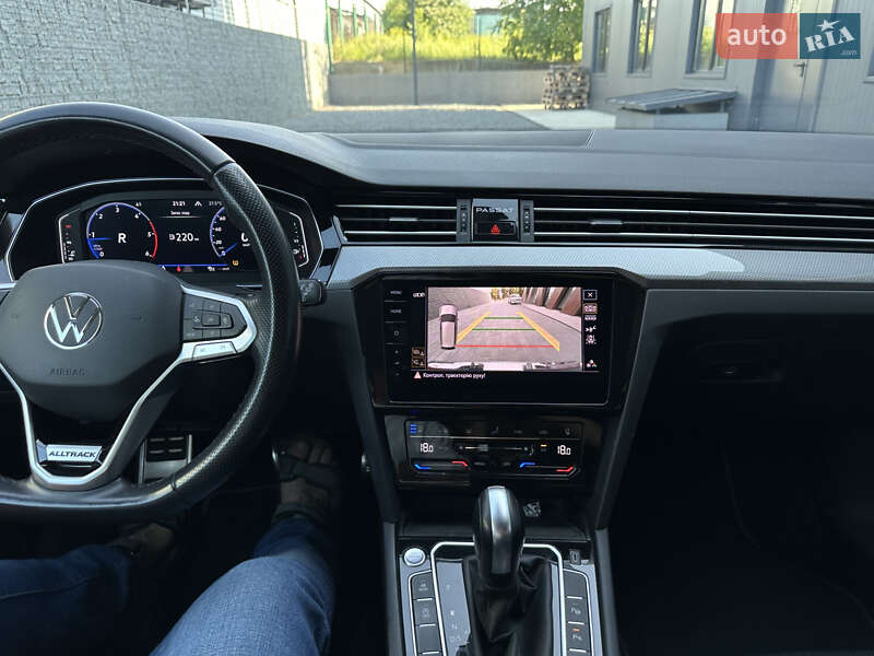 Универсал Volkswagen Passat Alltrack 2021 в Луцке