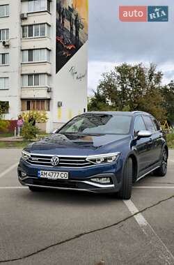 Универсал Volkswagen Passat Alltrack 2019 в Киеве