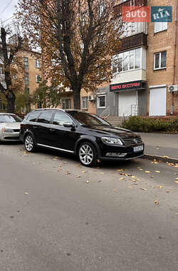 Универсал Volkswagen Passat Alltrack 2012 в 