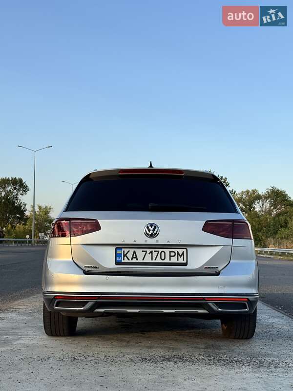 Універсал Volkswagen Passat Alltrack 2019 в Києві
