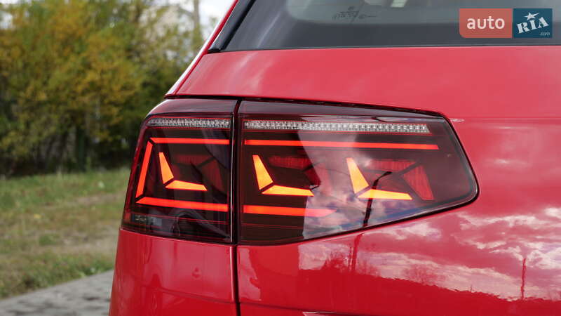 Універсал Volkswagen Passat Alltrack 2020 в Львові фото 17 Універсал Volkswagen Passat Alltrack 2020 в Львові