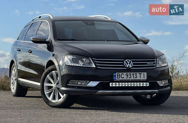 Универсал Volkswagen Passat Alltrack 2012 в Дрогобыче