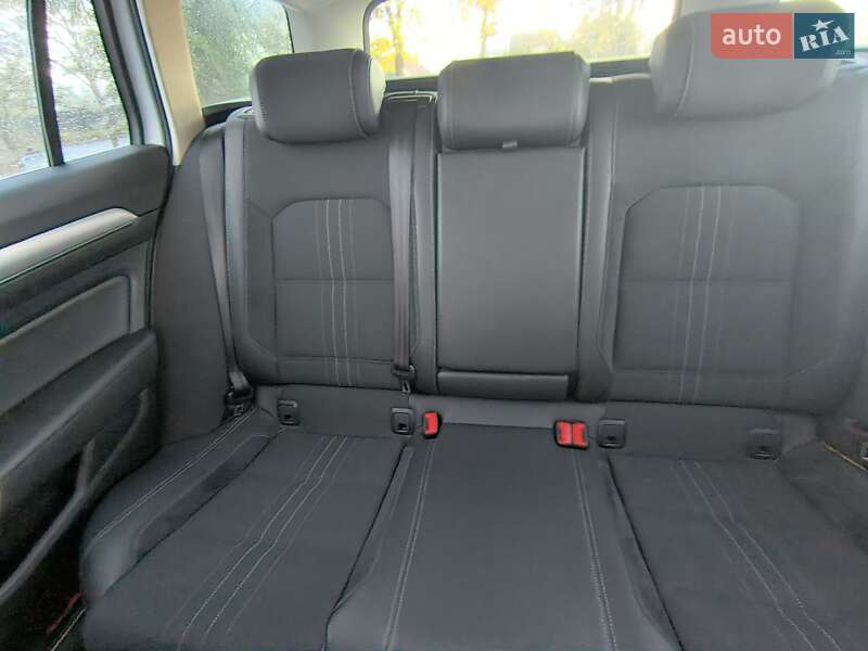 Универсал Volkswagen Passat Alltrack 2015 в Ужгороде фото 30 Универсал Volkswagen Passat Alltrack 2015 в Ужгороде