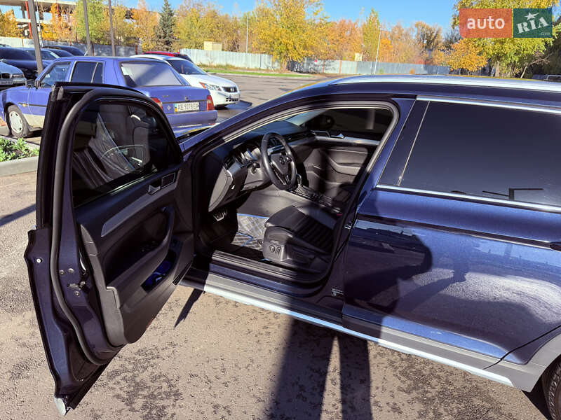 Универсал Volkswagen Passat Alltrack 2016 в Днепре фото 8 Универсал Volkswagen Passat Alltrack 2016 в Днепре