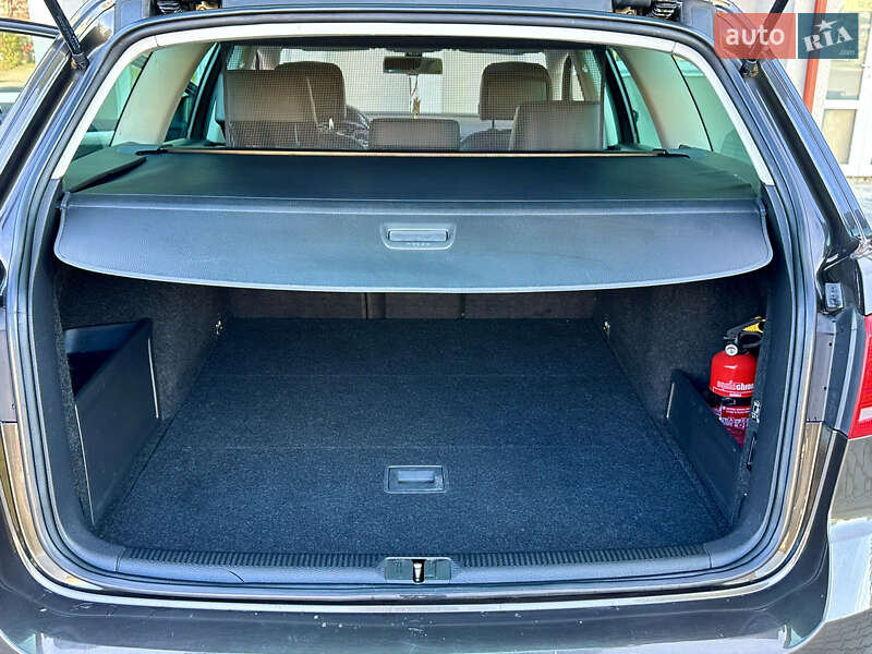 Универсал Volkswagen Passat Alltrack 2013 в Дрогобыче