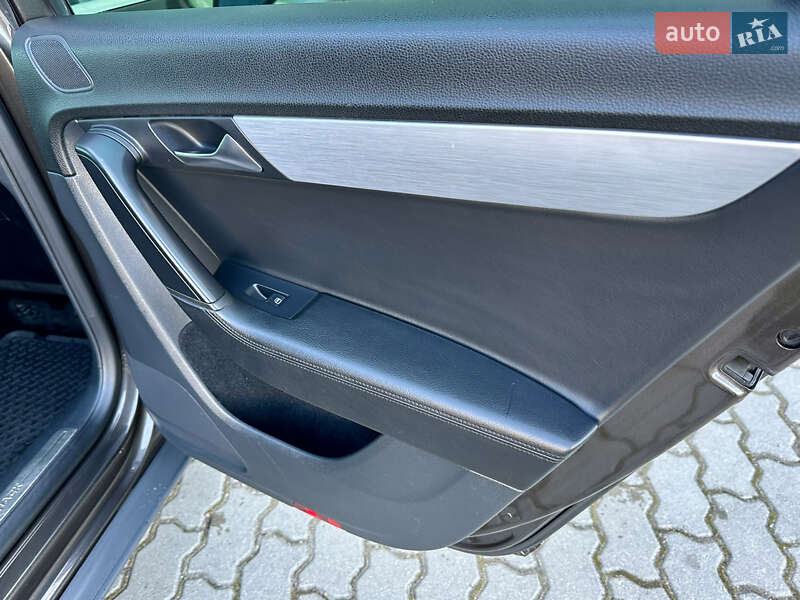 Универсал Volkswagen Passat Alltrack 2013 в Дрогобыче