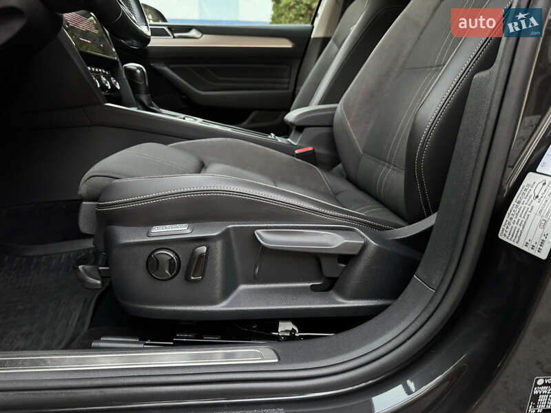 Універсал Volkswagen Passat Alltrack 2019 в Рівному