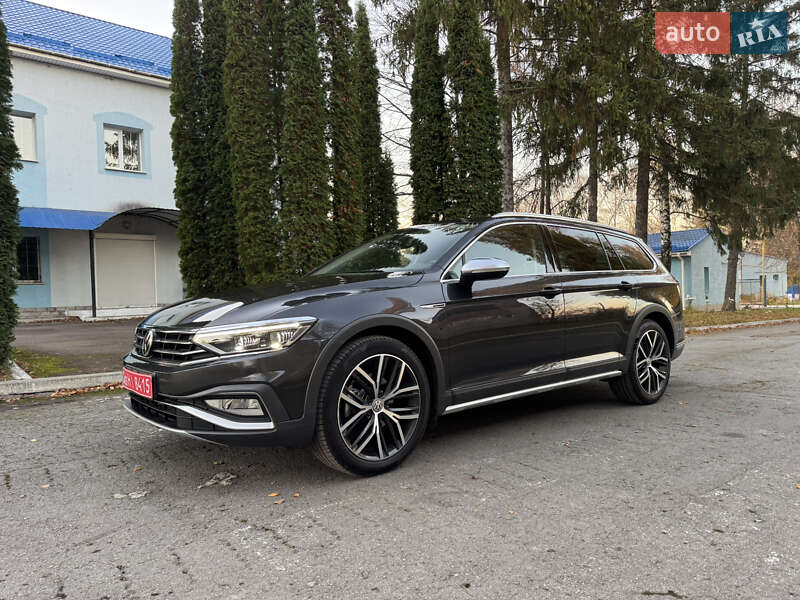 Універсал Volkswagen Passat Alltrack 2019 в Рівному