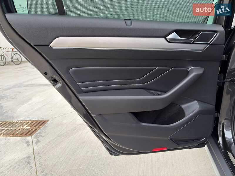 Универсал Volkswagen Passat Alltrack 2020 в Луцке фото 47 Универсал Volkswagen Passat Alltrack 2020 в Луцке