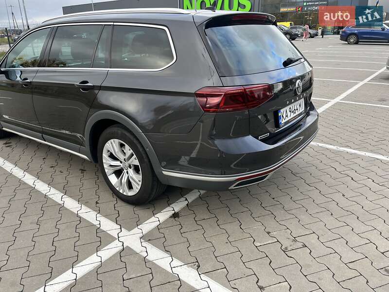 Універсал Volkswagen Passat Alltrack 2019 в Києві