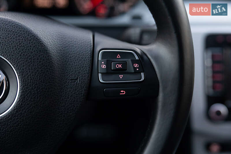 Универсал Volkswagen Passat Alltrack 2014 в Луцке