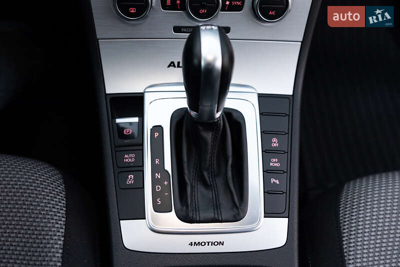 Универсал Volkswagen Passat Alltrack 2014 в Луцке