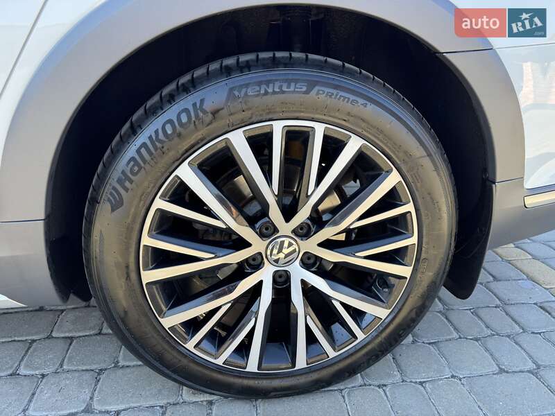 Універсал Volkswagen Passat Alltrack 2018 в Львові фото 21 Універсал Volkswagen Passat Alltrack 2018 в Львові