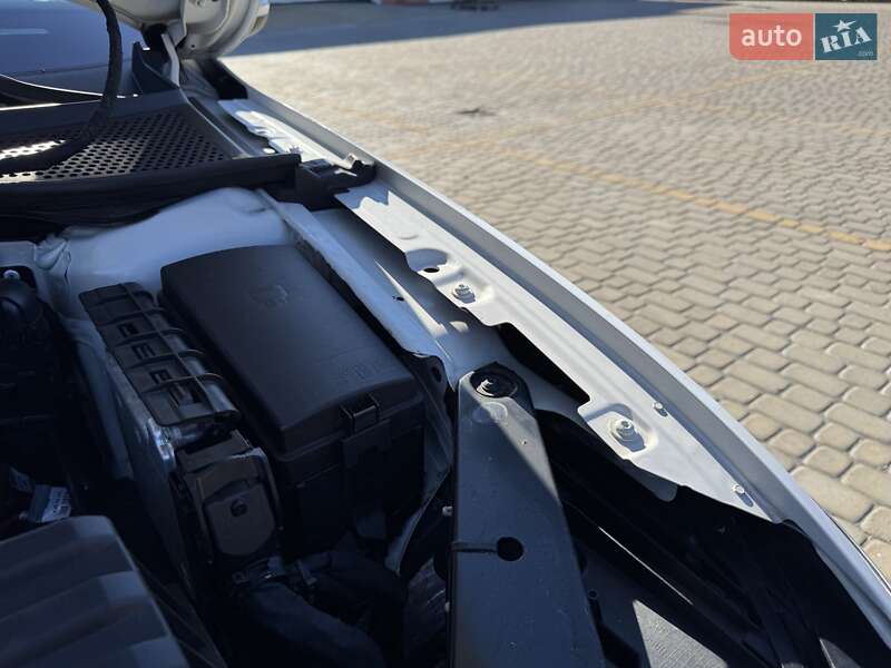 Універсал Volkswagen Passat Alltrack 2018 в Львові фото 54 Універсал Volkswagen Passat Alltrack 2018 в Львові