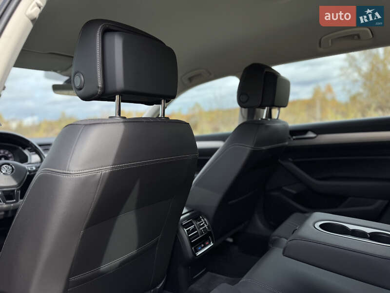 Универсал Volkswagen Passat Alltrack 2018 в Львове