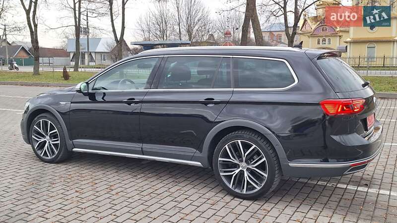 Универсал Volkswagen Passat Alltrack 2020 в Коломые