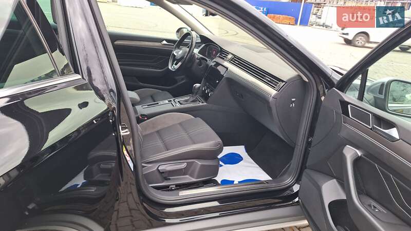 Универсал Volkswagen Passat Alltrack 2020 в Коломые