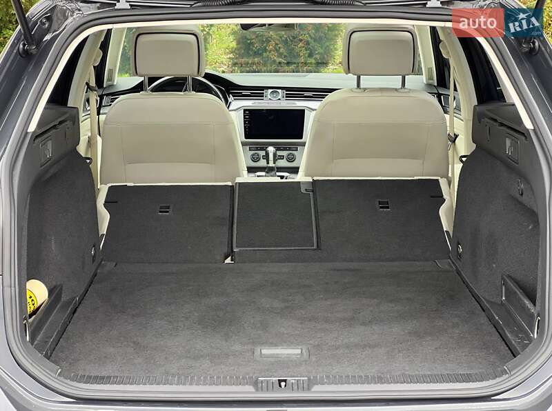 Универсал Volkswagen Passat Alltrack 2019 в Коломые фото 47 Универсал Volkswagen Passat Alltrack 2019 в Коломые
