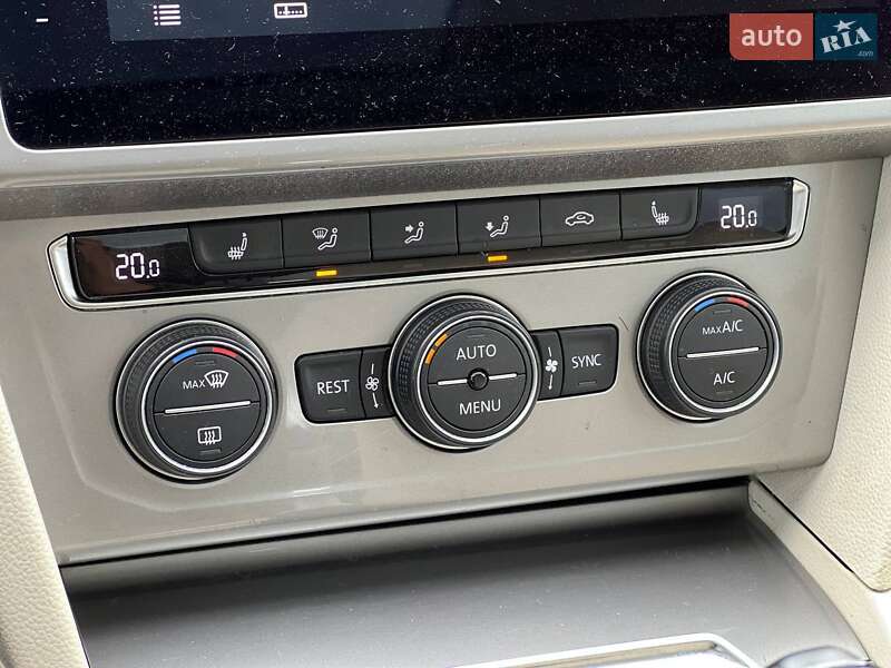 Универсал Volkswagen Passat Alltrack 2019 в Коломые фото 52 Универсал Volkswagen Passat Alltrack 2019 в Коломые