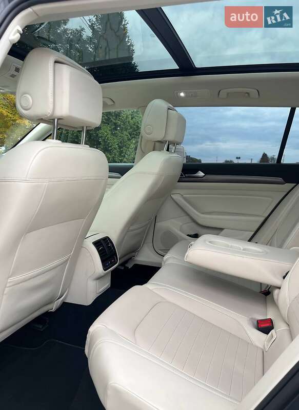 Универсал Volkswagen Passat Alltrack 2019 в Коломые фото 56 Универсал Volkswagen Passat Alltrack 2019 в Коломые