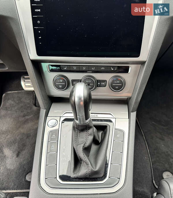 Універсал Volkswagen Passat Alltrack 2019 в Чернівцях