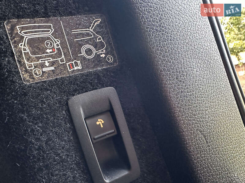 Универсал Volkswagen Passat Alltrack 2014 в Львове