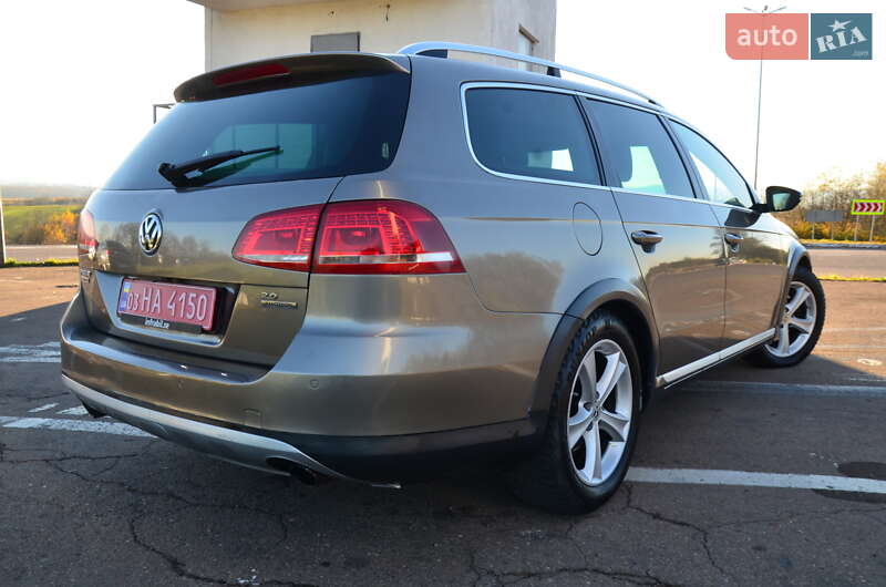 Універсал Volkswagen Passat Alltrack 2014 в Дрогобичі