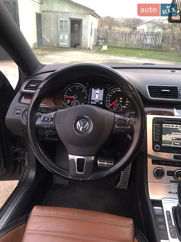 Універсал Volkswagen Passat Alltrack 2013 в Долині
