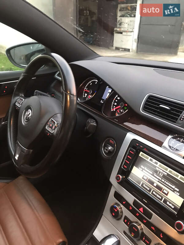 Універсал Volkswagen Passat Alltrack 2013 в Долині