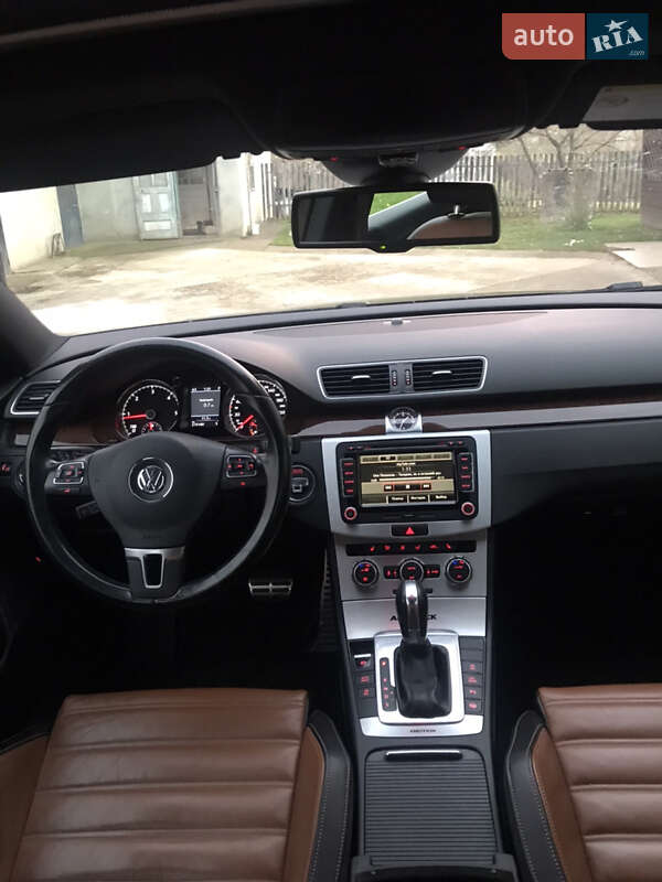 Універсал Volkswagen Passat Alltrack 2013 в Долині