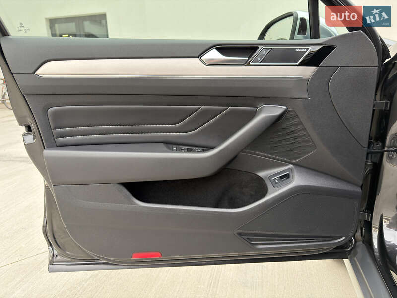 Универсал Volkswagen Passat Alltrack 2020 в Луцке фото 30 Универсал Volkswagen Passat Alltrack 2020 в Луцке
