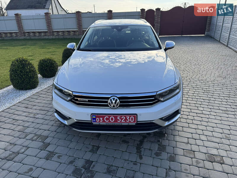 Универсал Volkswagen Passat Alltrack 2018 в Дубно