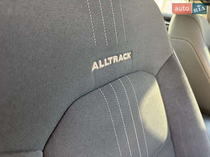 Универсал Volkswagen Passat Alltrack 2018 в Дубно