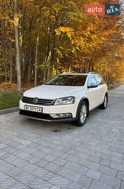 Универсал Volkswagen Passat Alltrack 2013 в Львове