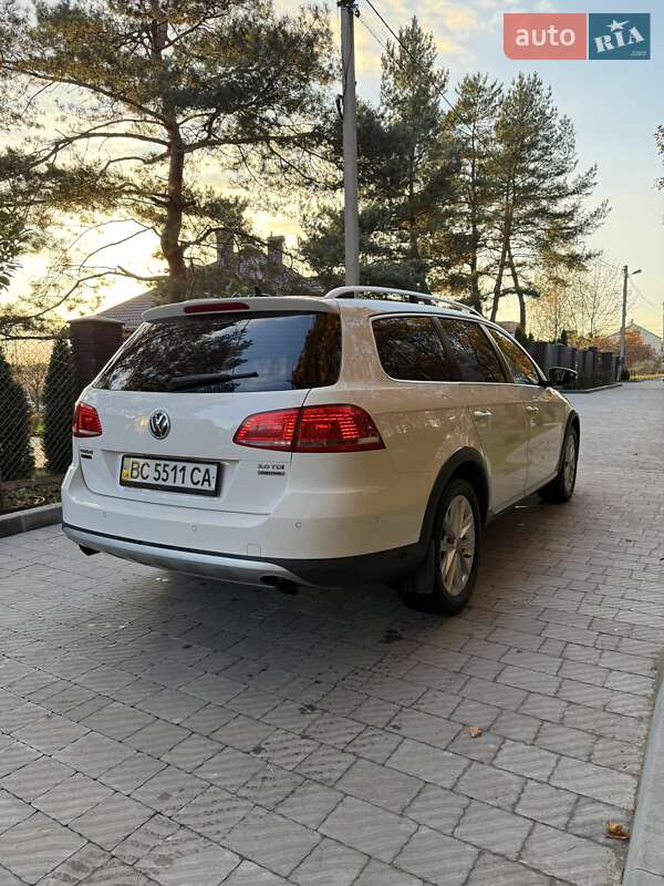 Универсал Volkswagen Passat Alltrack 2013 в Львове
