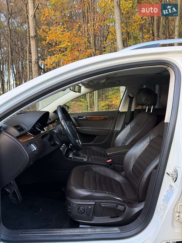 Универсал Volkswagen Passat Alltrack 2013 в Львове