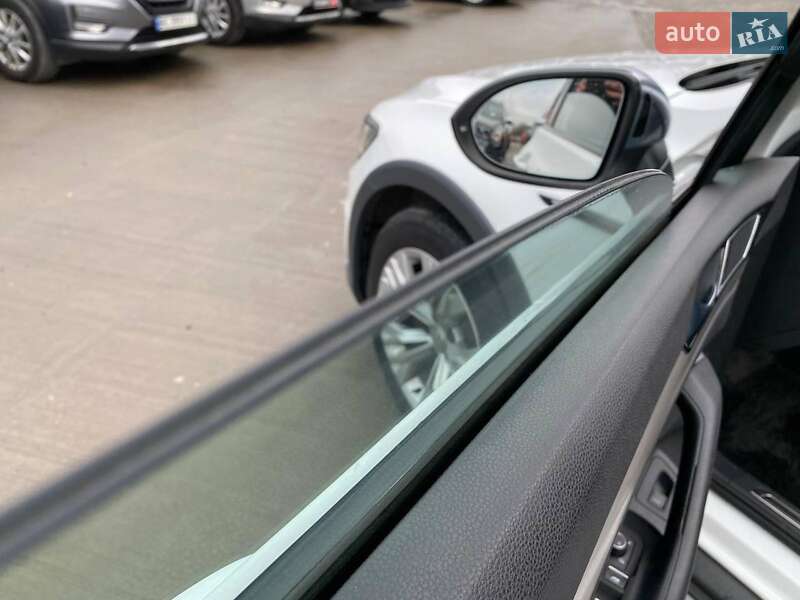 Универсал Volkswagen Passat Alltrack 2017 в Львове