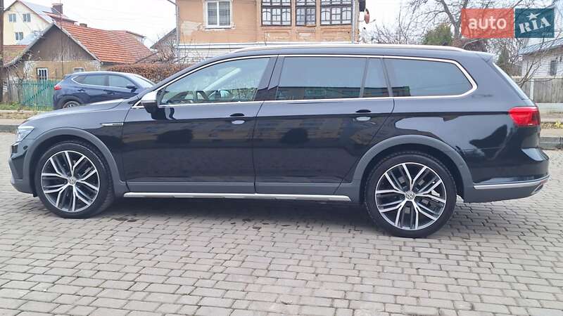 Универсал Volkswagen Passat Alltrack 2020 в Коломые