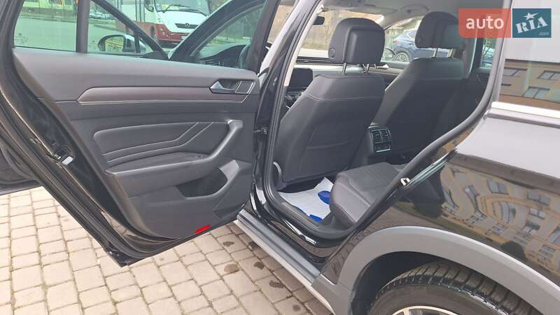 Универсал Volkswagen Passat Alltrack 2020 в Коломые