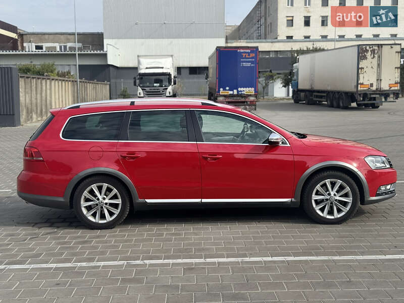 Универсал Volkswagen Passat Alltrack 2014 в Черкассах